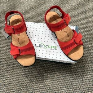 Flexus Women's Red Sandals